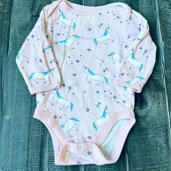 Old Navy Baby Pink Unicorn Print Long Sleeve Onesie 3-6 Mo - Picture 1 of 3